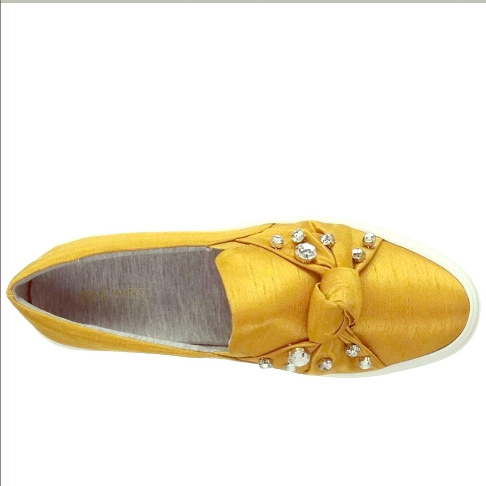 NINE WEST ORENDA WOMEN’s Gold Sneakers